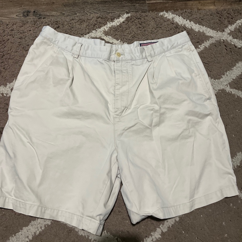 Vineyard vines shep and Ian 9in inseam shirts 38in waist